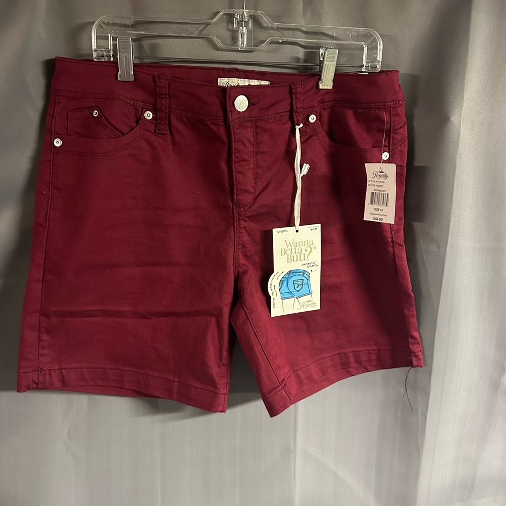 Sz 12 Royalty Wanna Betta Butt Shorts BNWT